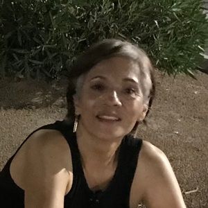 Meet your Posher, Ana